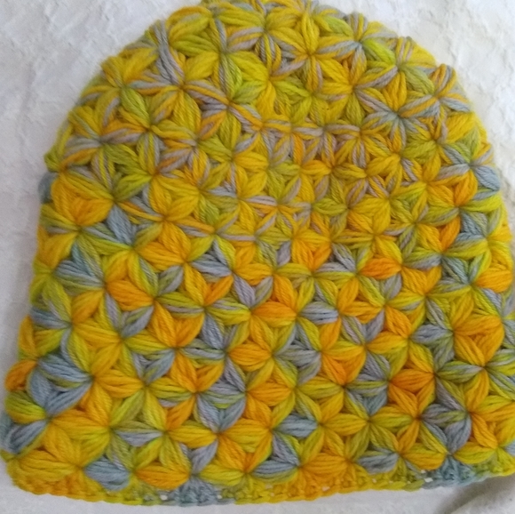 Jasmine stich handmade cozy hat - Picture 9 of 16